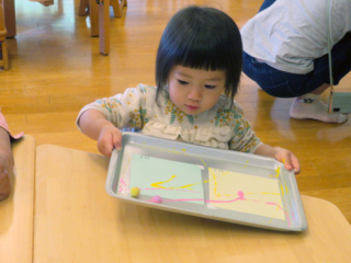 親子で遊ぼう「こいのぼりをつくろう」