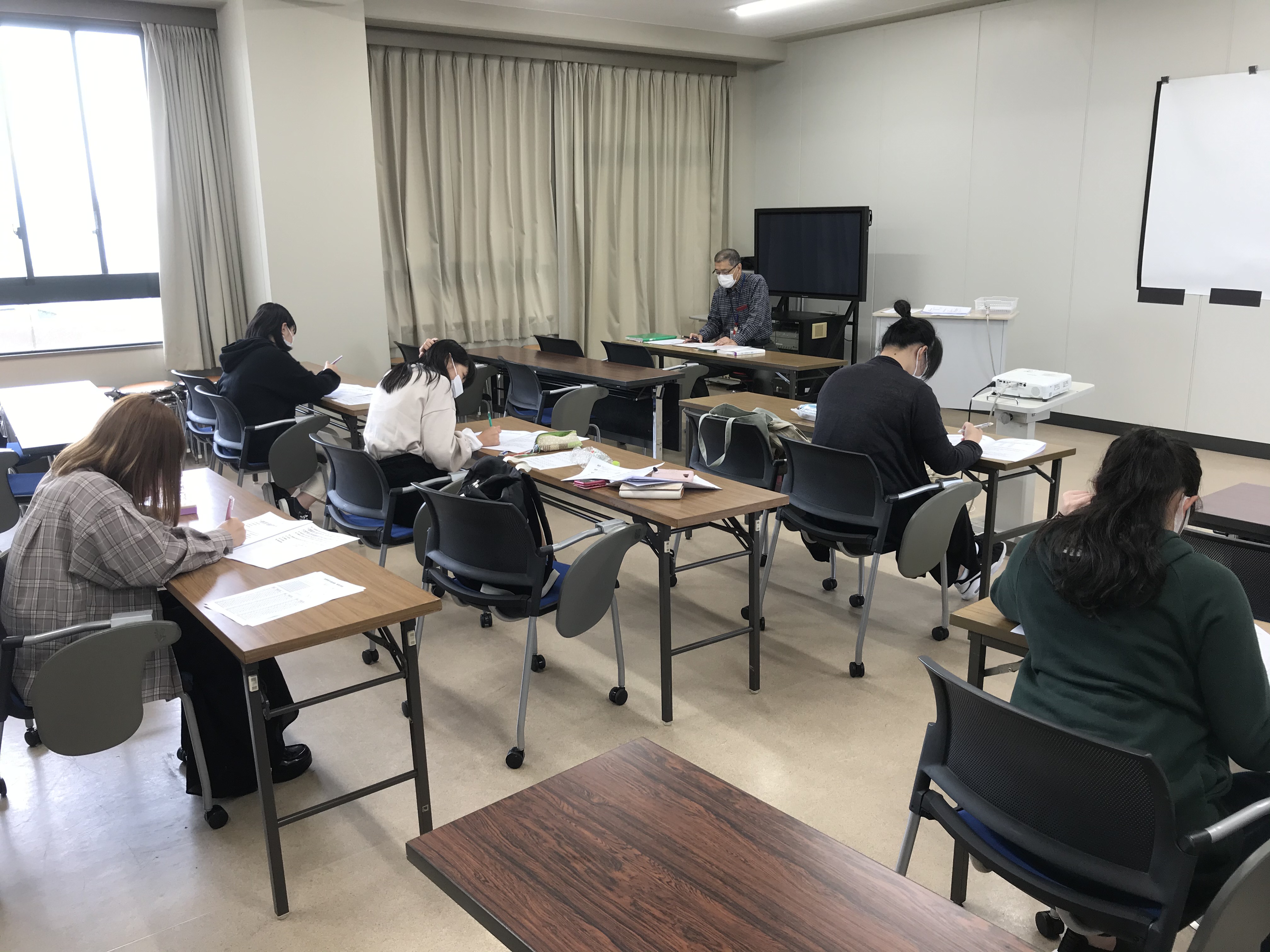 製菓衛生師試験対策 製菓コース2年生 東大阪大学短期大学部 実践食物学科blog 製菓衛生師試験対策 製菓コース2年生 東大阪大学短期大学部 実践食物学科blog